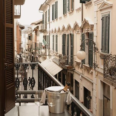 Caffe Delle Rose Les Chambres Verbania Exterior photo
