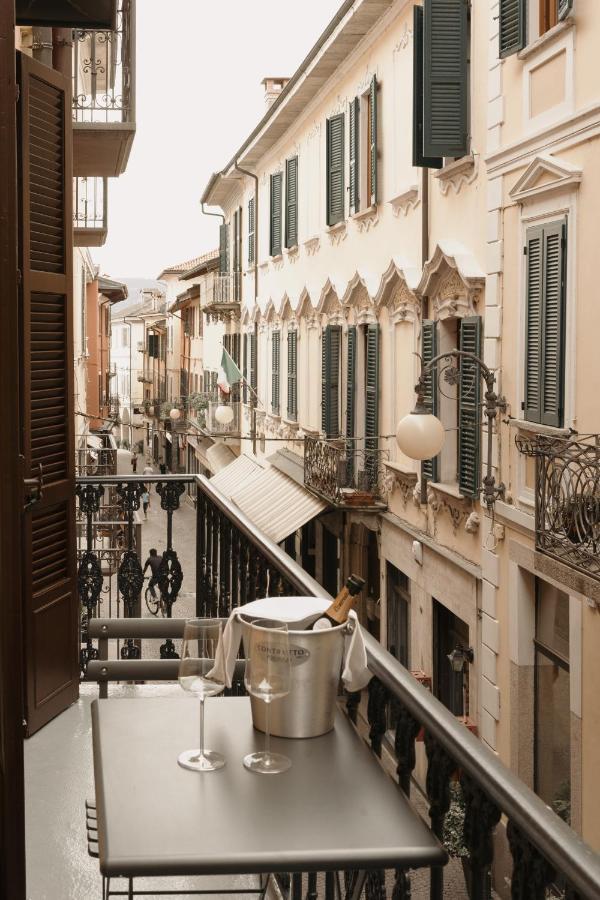 Caffe Delle Rose Les Chambres Verbania Exterior photo